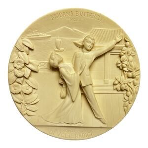 Madama Butterfly Alabaster Collector's Plate by Gino Ruggeri Italy No. AE 1533